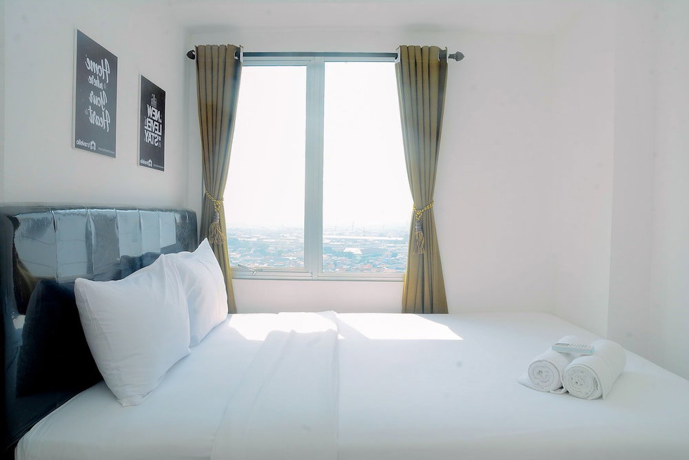2BR Fully Furnished Minimalist Bassura City Apartment, Индонезия