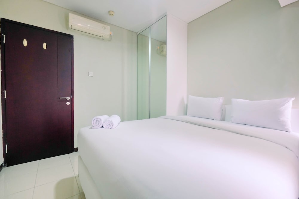 Spacious and Comfy 2BR Nifarro Park Apartment, Indonesia