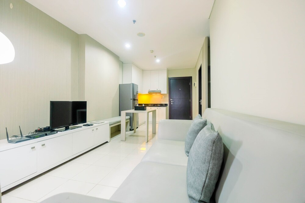 Hotel · Spacious and Comfy 2BR Nifarro Park Apartment, Jakarta