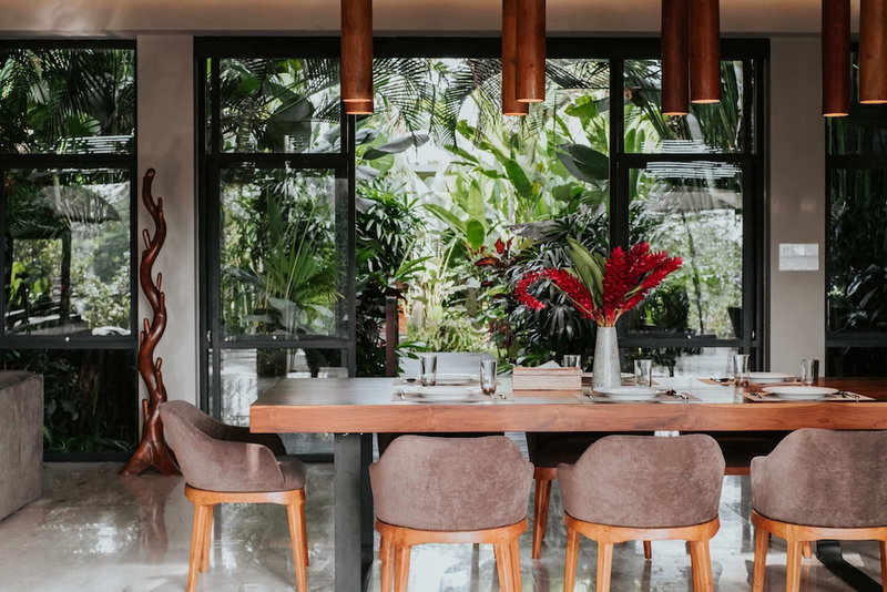 Astonishing Jungle Villa, 4 BR, Ubud With Staff, Ubud, Indonesia