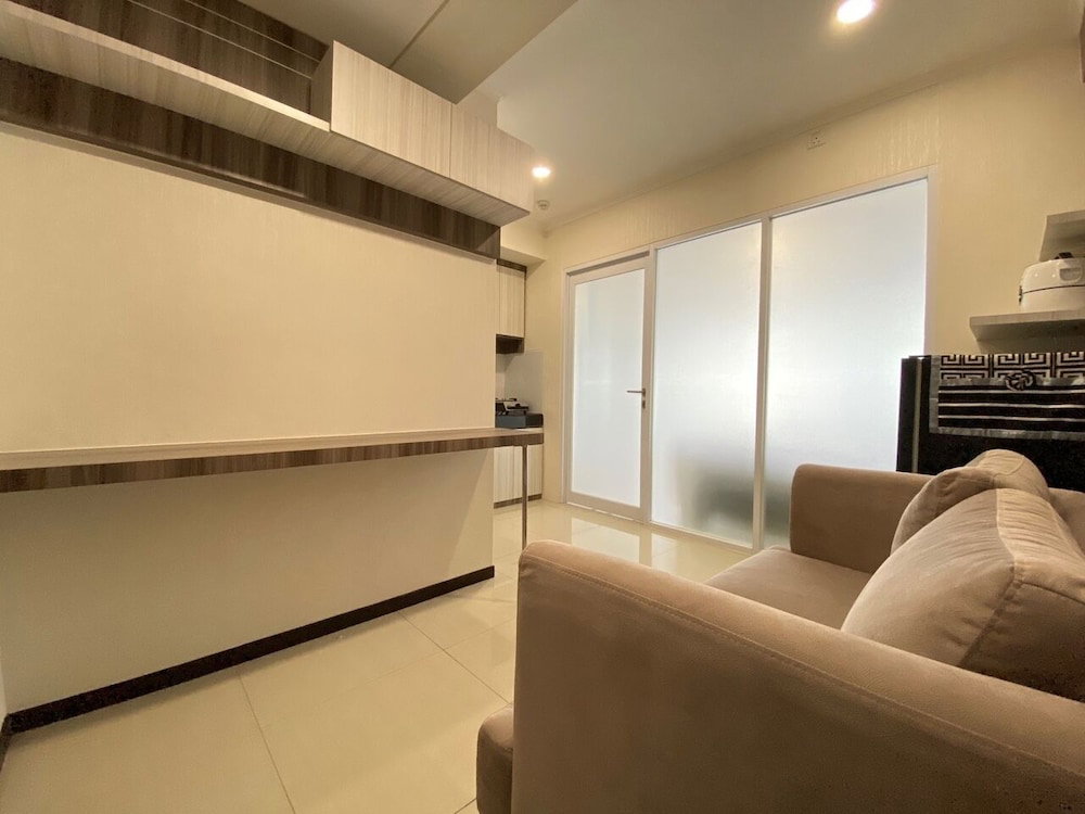 Hotel · Enticing 1BR Apartment at Gateway Pasteur near Exit Toll Pasteur, Cimahi