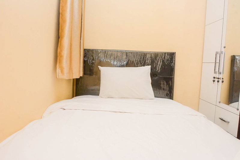Comfy 2BR Mutiara Bekasi Apartement, Bekasi, Indonesia