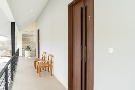 JadenHill CityView 8BR Villa Heated Pool+Movieroom, Cimenyan, Indonesia