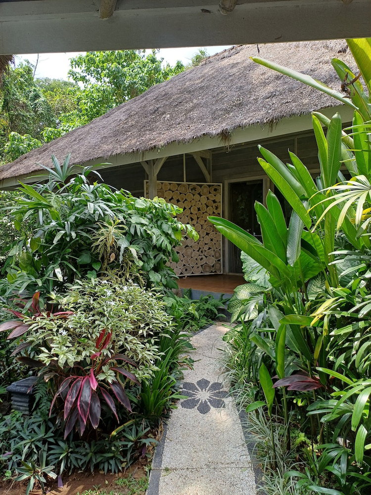 Maylie Bali Villa & Bungalow, Indonesia