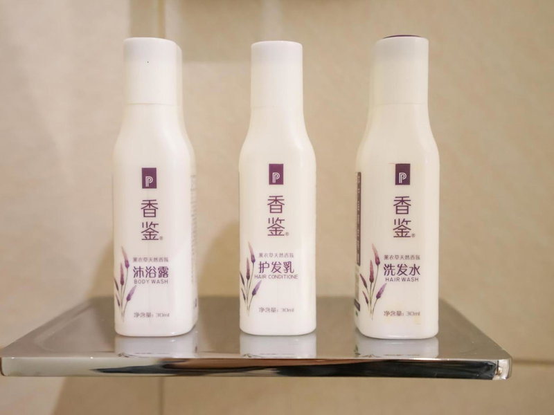Lavande Hotel Luzhou Lufu Wanfu Daduhui, Luzhou, China