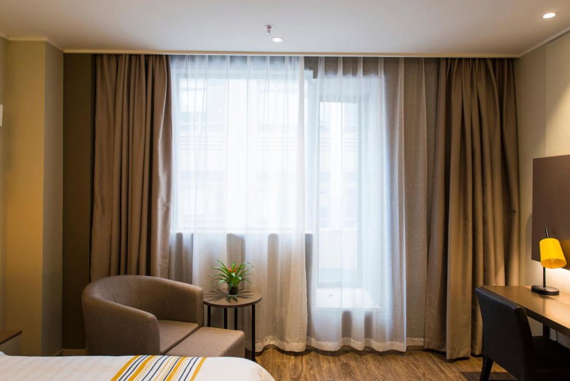 Home Inn Plus Suzhou Wujiang Fenhu Luxin Avenue, Xinta, China