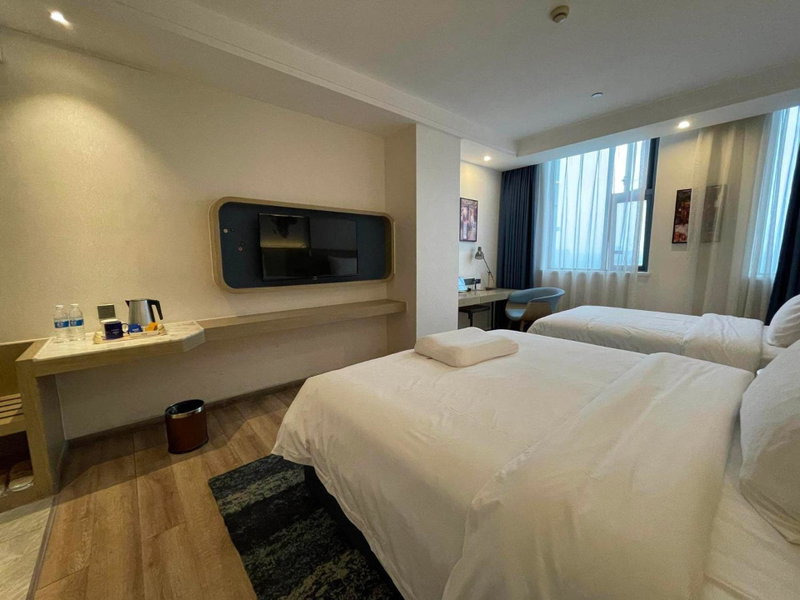 Kyriad Marvelous Hotel Chengdu Wuhou Shuangnan, Chengdu, China