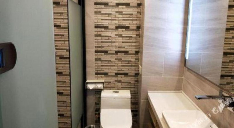 Lavande Hotels· Beijing Jiuxianqiao Dongfeng South Road, Beijing, China