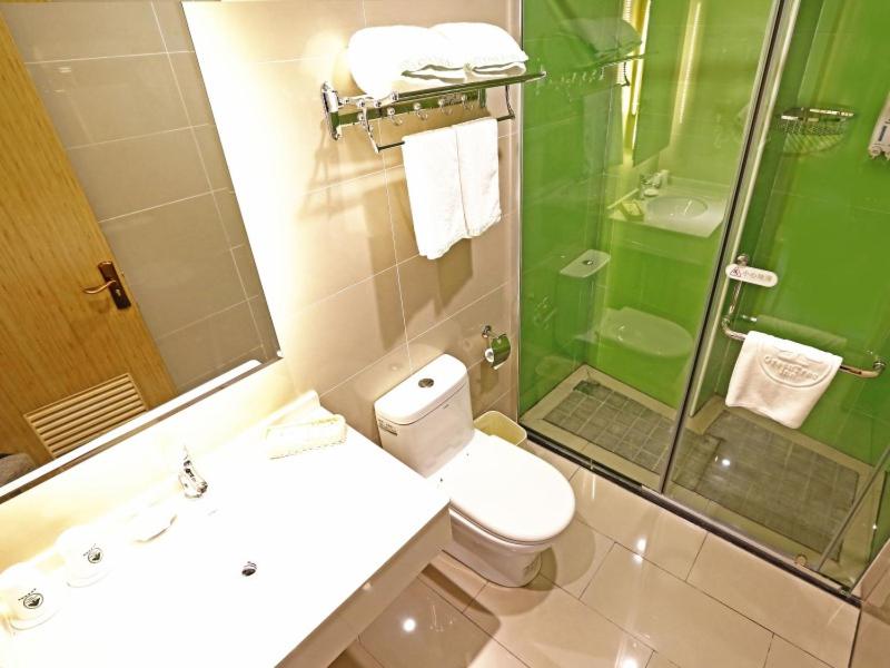 GreenTree Inn Chengde Development Zone University City Express Hotel, Chengde, China
