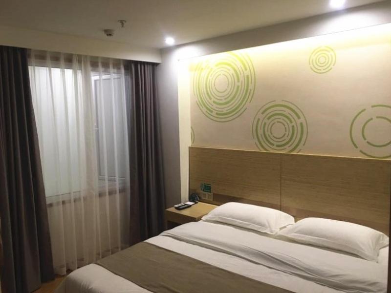 GreenTree Inn Chengde Development Zone University City Express Hotel, Chengde, China