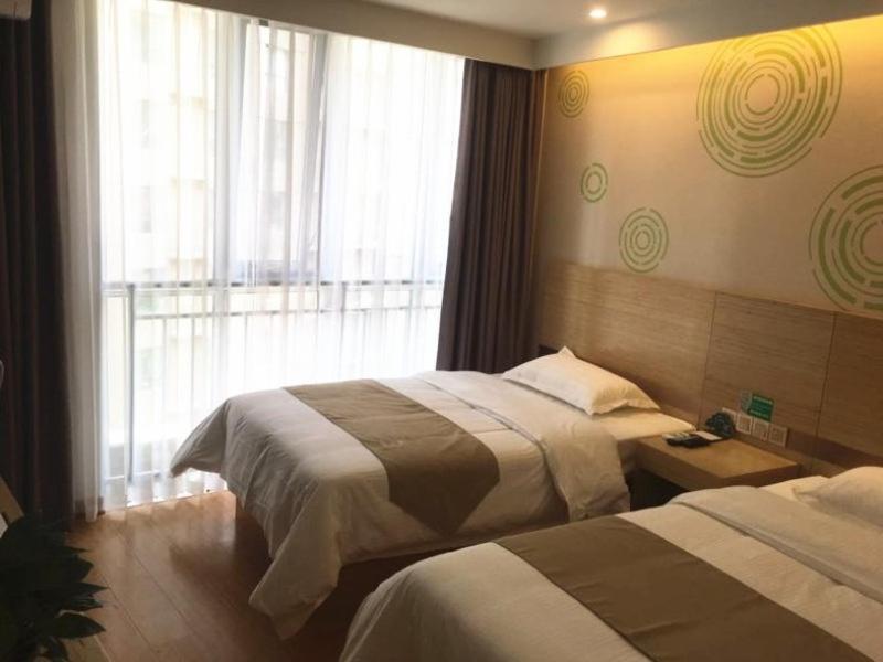 GreenTree Inn Chengde Development Zone University City Express Hotel, Chengde, China