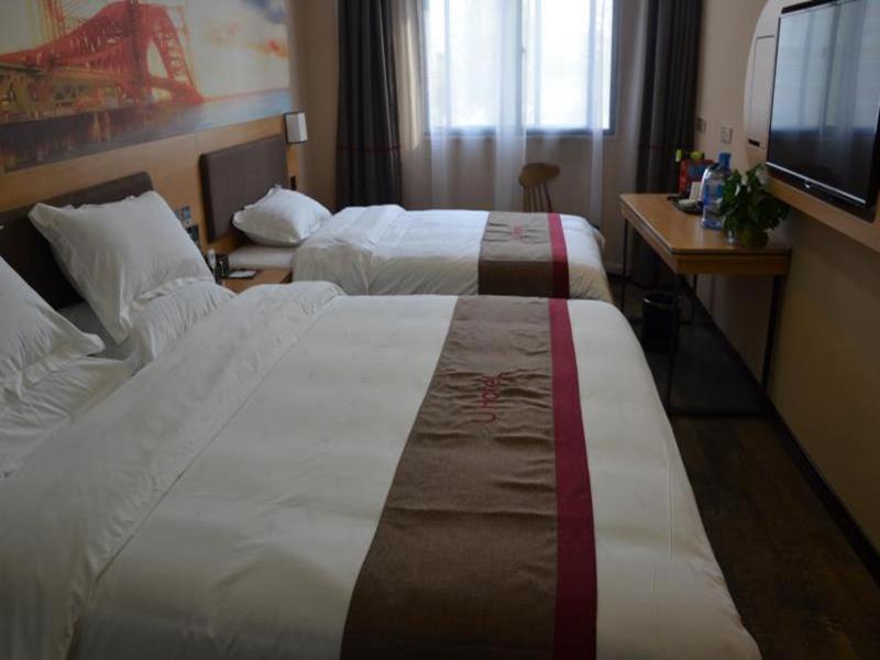 Thank Inn Chain Hotel henan luoyang mengjin county huimeng avenue bilingual school, Luoyang, China