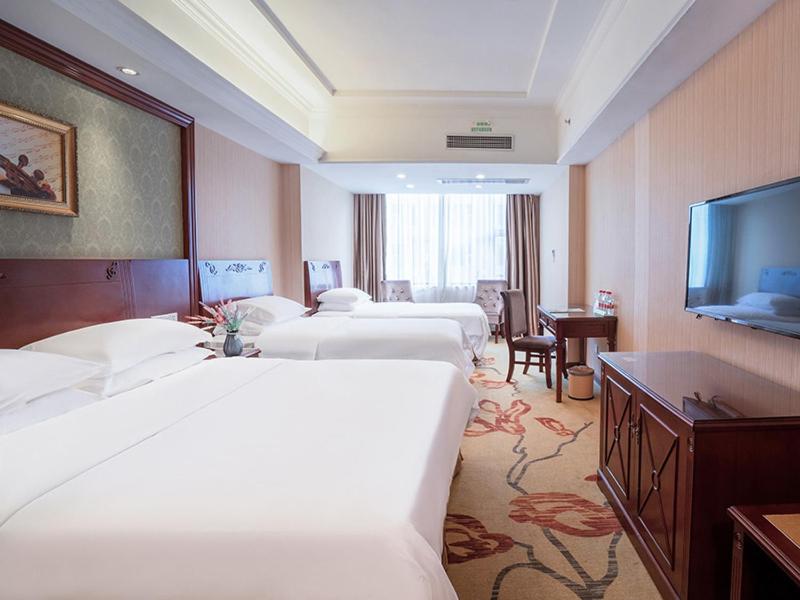Vienna Hotel Nanning Xianhu, Nanning, China
