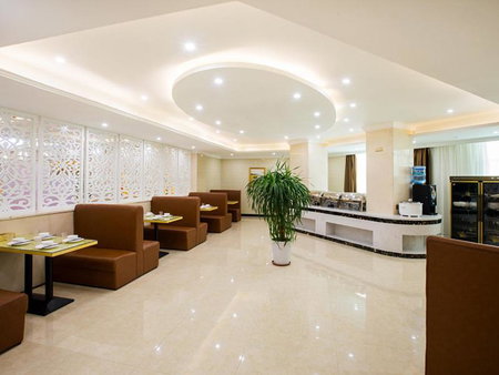 Vienna Hotel Huizhou Railway Station, Huizhou, China