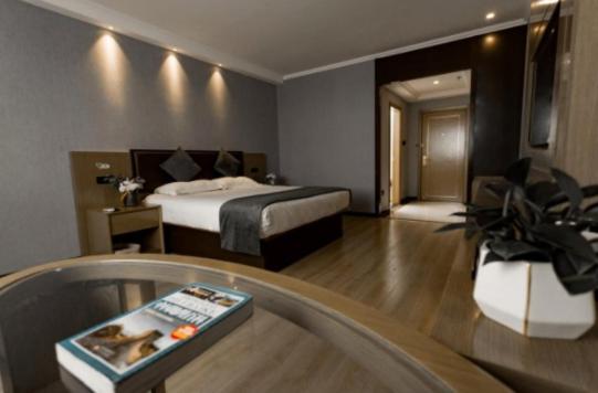 GreenTree Inn Jiangsu Suzhou Changshu Fuchunjiang International Qipeicheng Road Express Hotel, Changshu, China