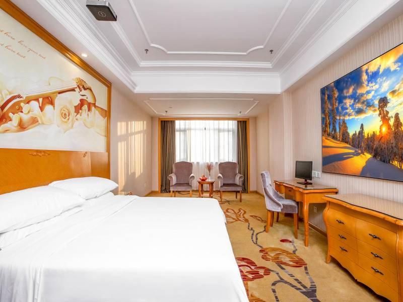 Vienna Hotel Hunan Hengyang Railway Station, Hengyang, China