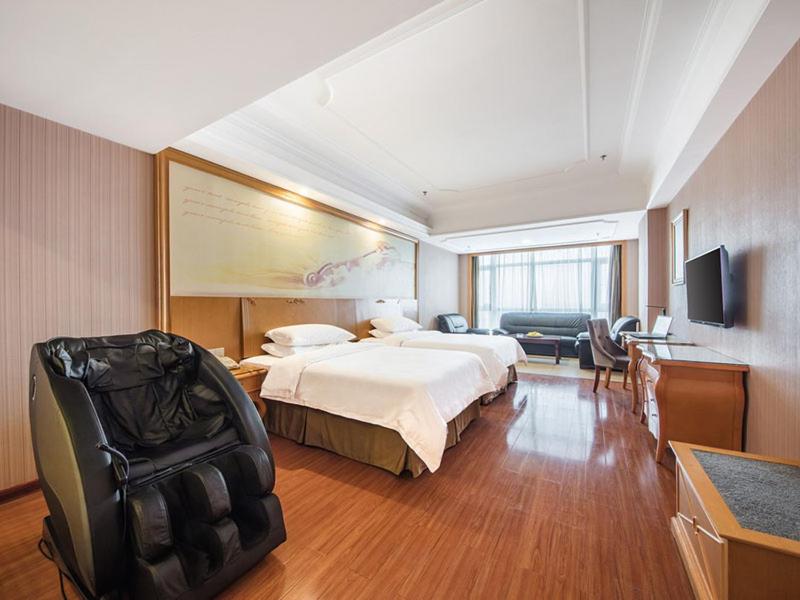 Vienna Hotel Hunan Hengyang Railway Station, Hengyang, China