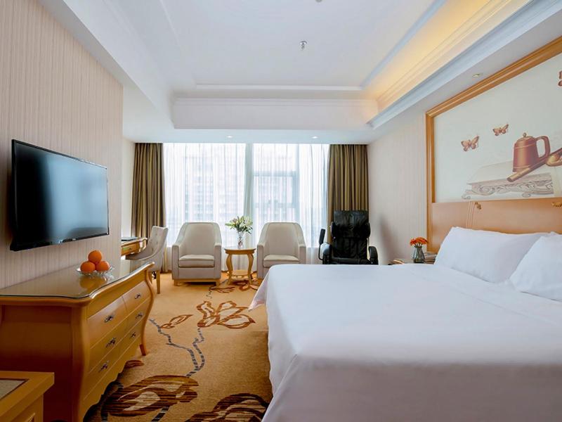 Vienna Hotel Jiujiang Railway Station, Jiujiang, China