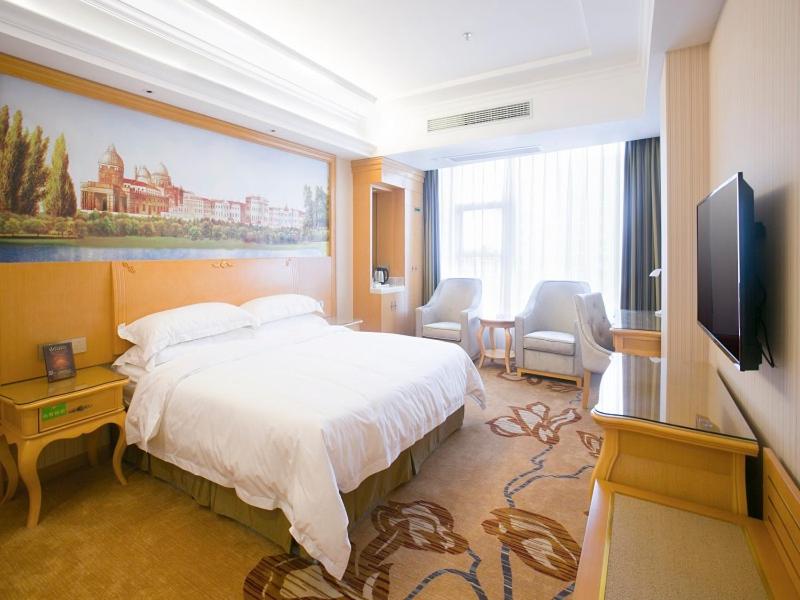 Vienna Hotel Jiujiang Railway Station, Jiujiang, China