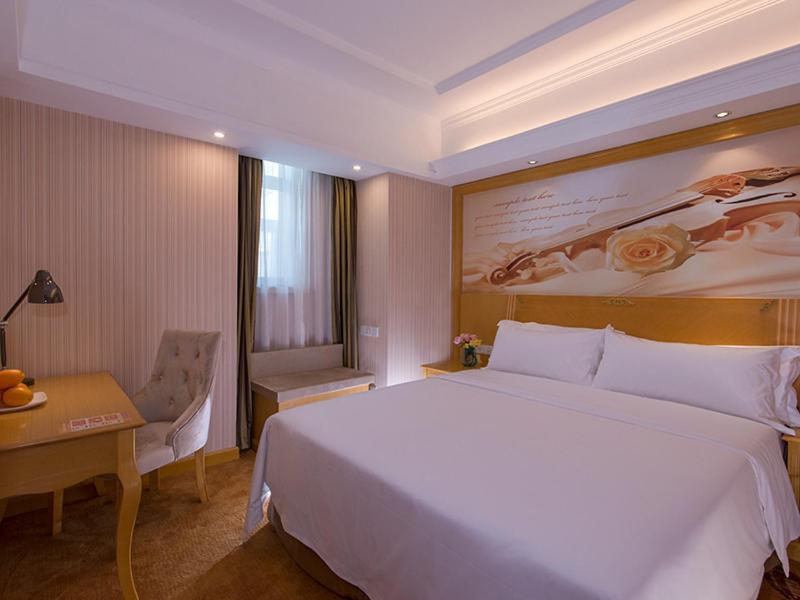 Vienna Hotel Shenzhen Luofang, Shenzhen, China