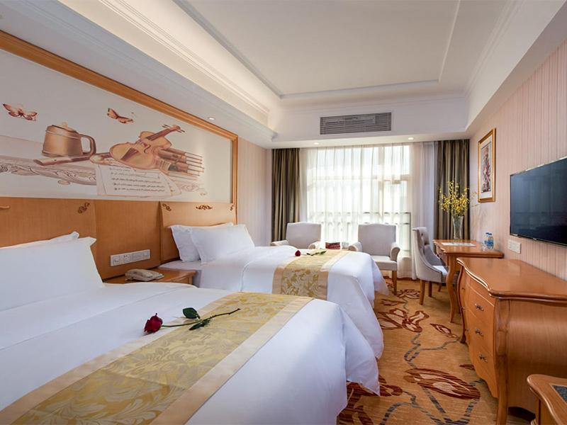 Vienna Hotel Huizhou Baiyun Road, Huizhou, China