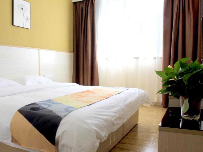 Shell Xingtai City Qiaodong DistrictXinhua South Road Hotel, Xingtai, China