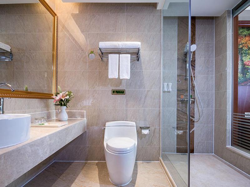 Vienna Hotel (Shaoguan Qujiang Shunjing), Shaoguan, China