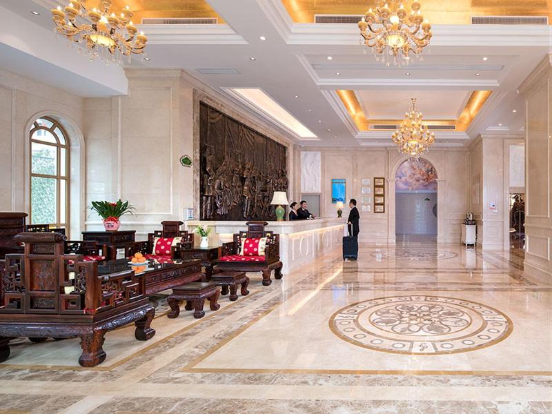 Vienna Hotel (Shaoguan Qujiang Shunjing), Shaoguan, China