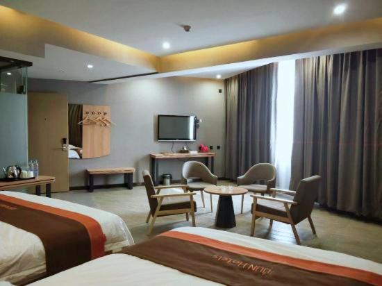 JUN Hotels Gansu Zhangye Linze County Bus Station, Zhangye, China