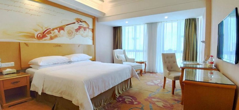 Vienna Hotel Dongguan Shatian Humen Port, Dongguan, China