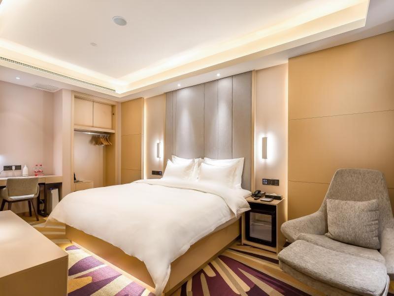 Lavande Hotel Langfang City Government, Langfang, China