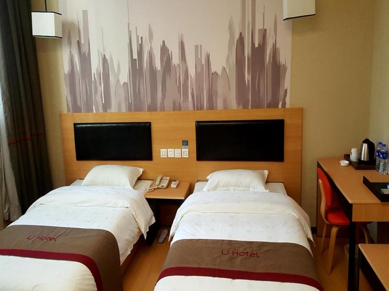 Thank Inn Chain Hotel Shanxi xianyang train station, Xianyang, China
