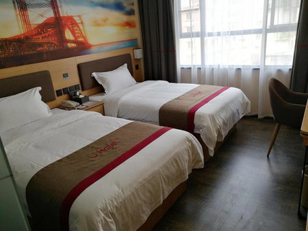 Thank Inn Plus Hotel Guangdong Zhaoqing Gaoyao City Yaonan 2nd Road, Zhaoqing, China