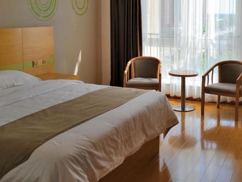 GreenTree Inn Liaocheng Economic Development Zone Huitong Logistics Park Express Hotel, Liaocheng, China
