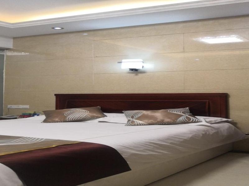 Shell Xuancheng Ningguo City Ningyang East Road Hotel, Xuancheng, China