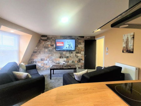 Friary House Serviced Apartments by Roomsbooked - 24Hr Reception, Gloucester, United Kingdom