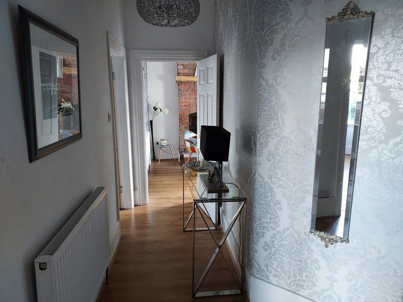 Morecambe Apartment - Sleeps 3 - 5 Mins to Sea, Morecambe, United Kingdom