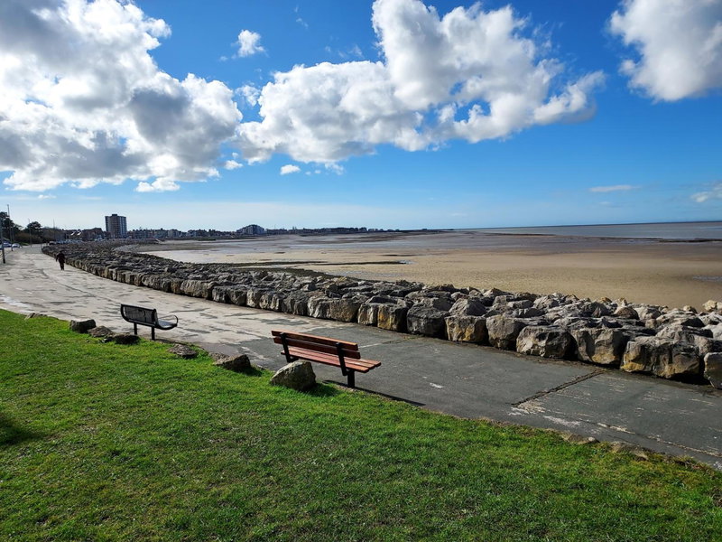 Morecambe Apartment - Sleeps 3 - 5 Mins to Sea, Morecambe, United Kingdom