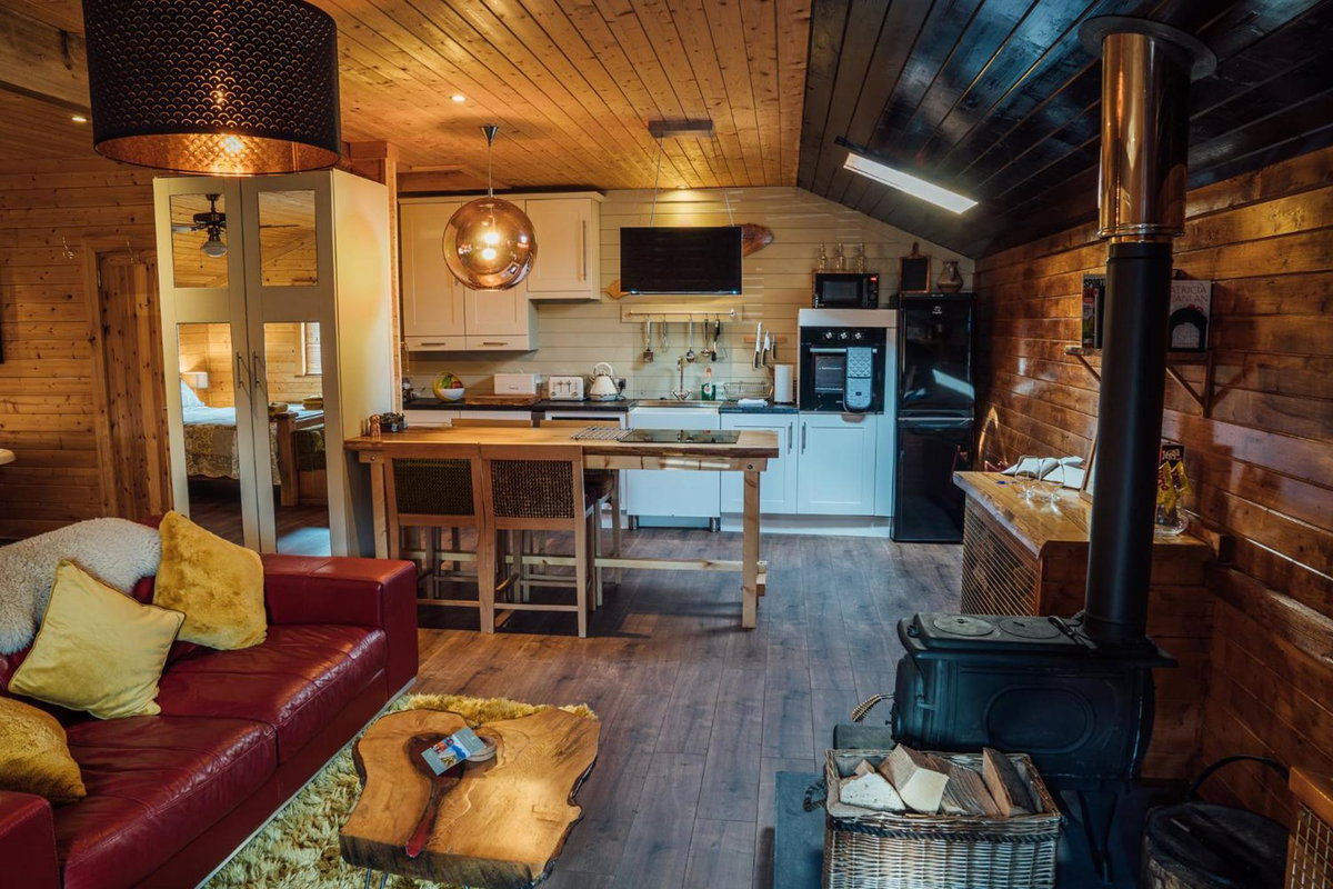 Donard Shadow Lodge, United Kingdom