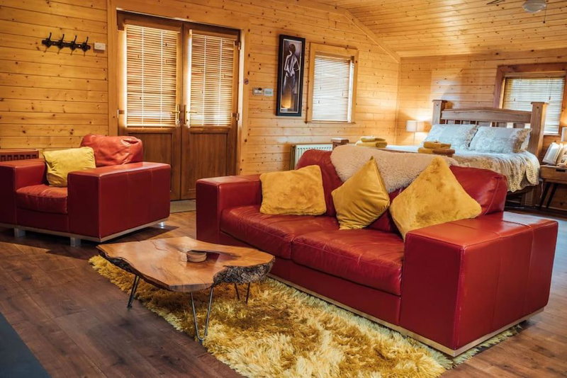 Donard Shadow Lodge, Newcastle, United Kingdom