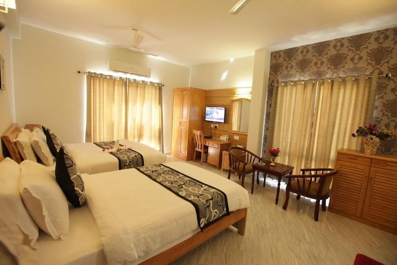 Grand Cascade, Chennai, India