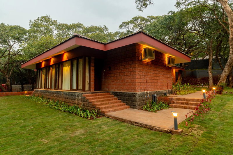 R R Heritage Resort Pure Vegetarian, Mahabaleshwar, India