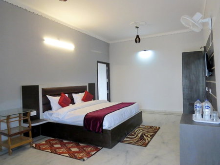 Hotel Haya Palace, Nainital, India