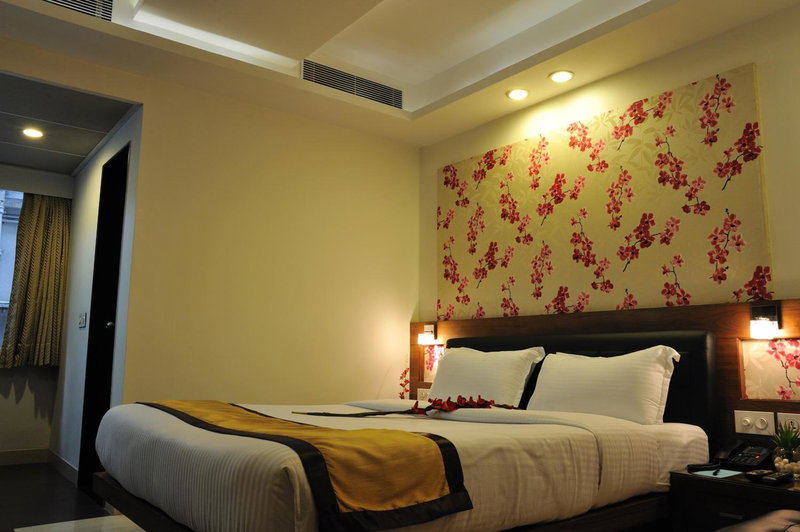 Hotel Niharika, Kolkata, India