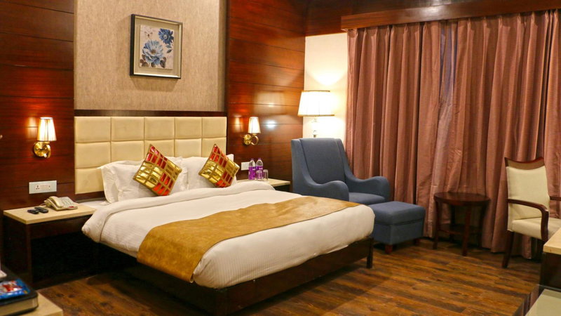 Tiaraa Hotels & Resorts, Rāmnagar, India