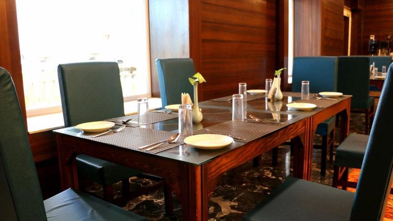 Tiaraa Hotels & Resorts, Rāmnagar, India