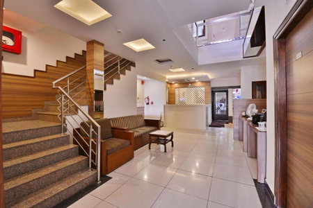 Hotel Aricent Opposite ISBT Sector 17 Chandigarh, Chandīgarh, India
