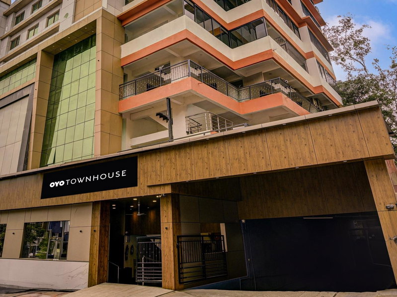 Super Townhouse Madgaon, Goa, India