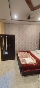 Raghuvanshi Paying Guest House, Varanasi, India