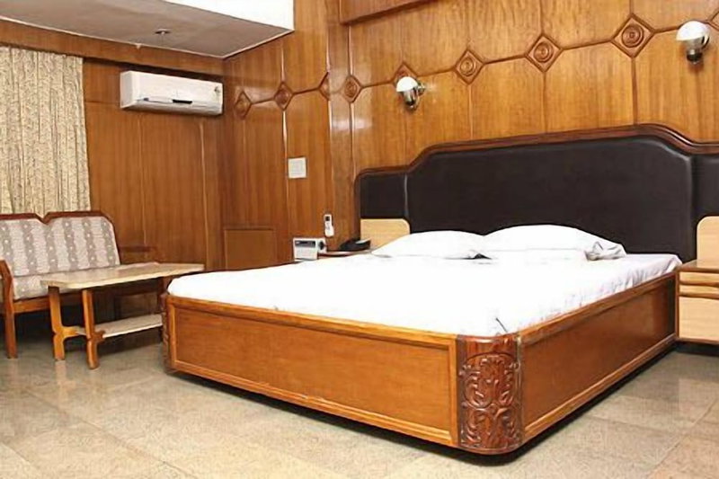Hotel Femina, Tiruchirappalli, India